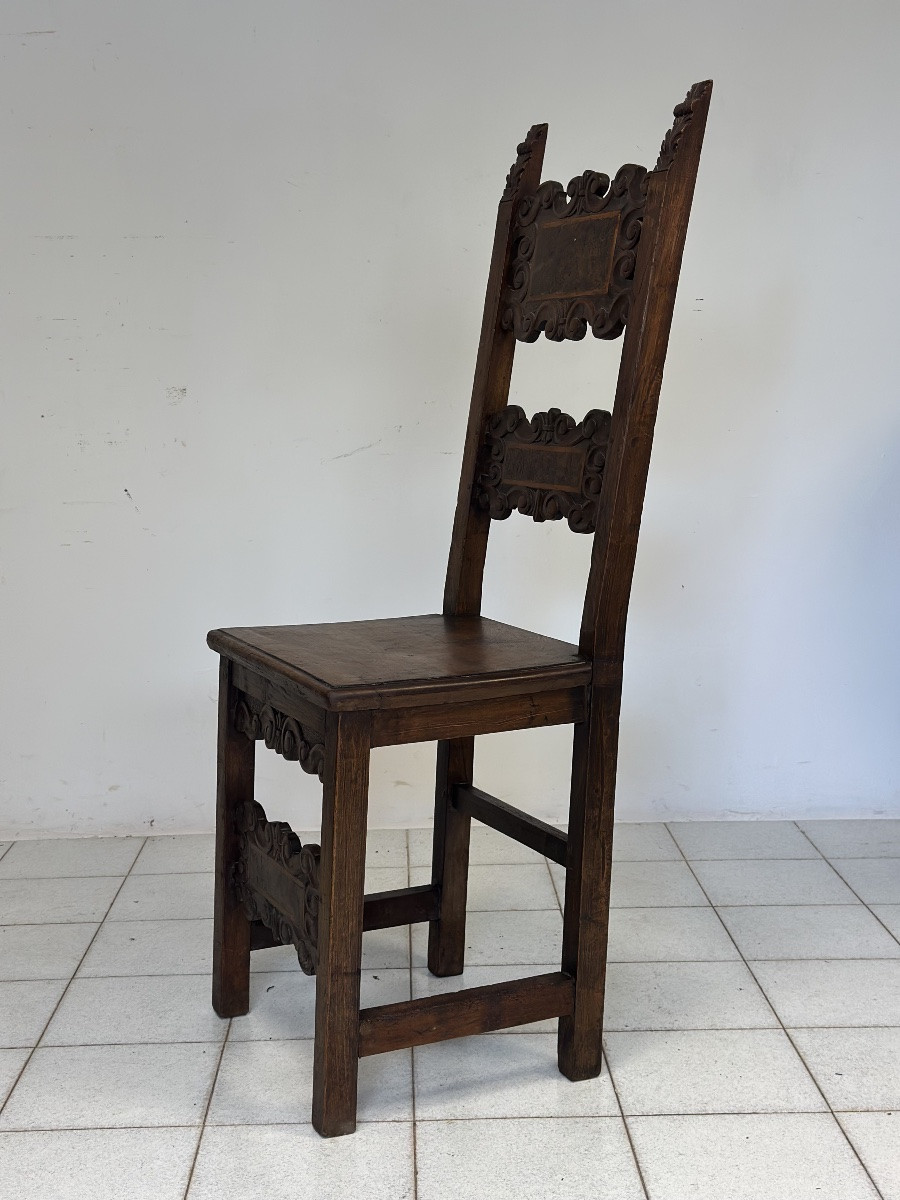 Louis XIV Carved Walnut Satchel Chair. Lombardy, 17th Century.-photo-4