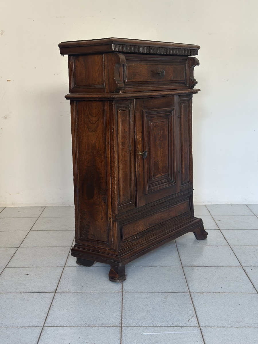 Cabinet en noyer. Lombardie 1600-photo-3