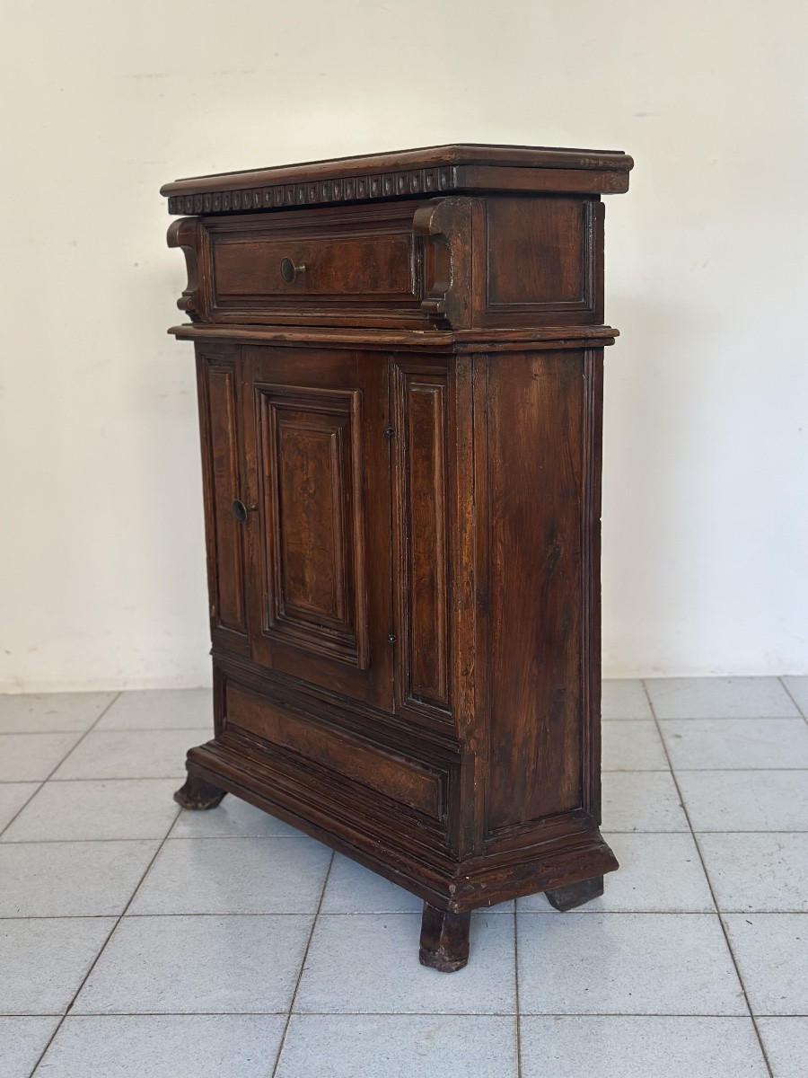 Cabinet en noyer. Lombardie 1600-photo-6
