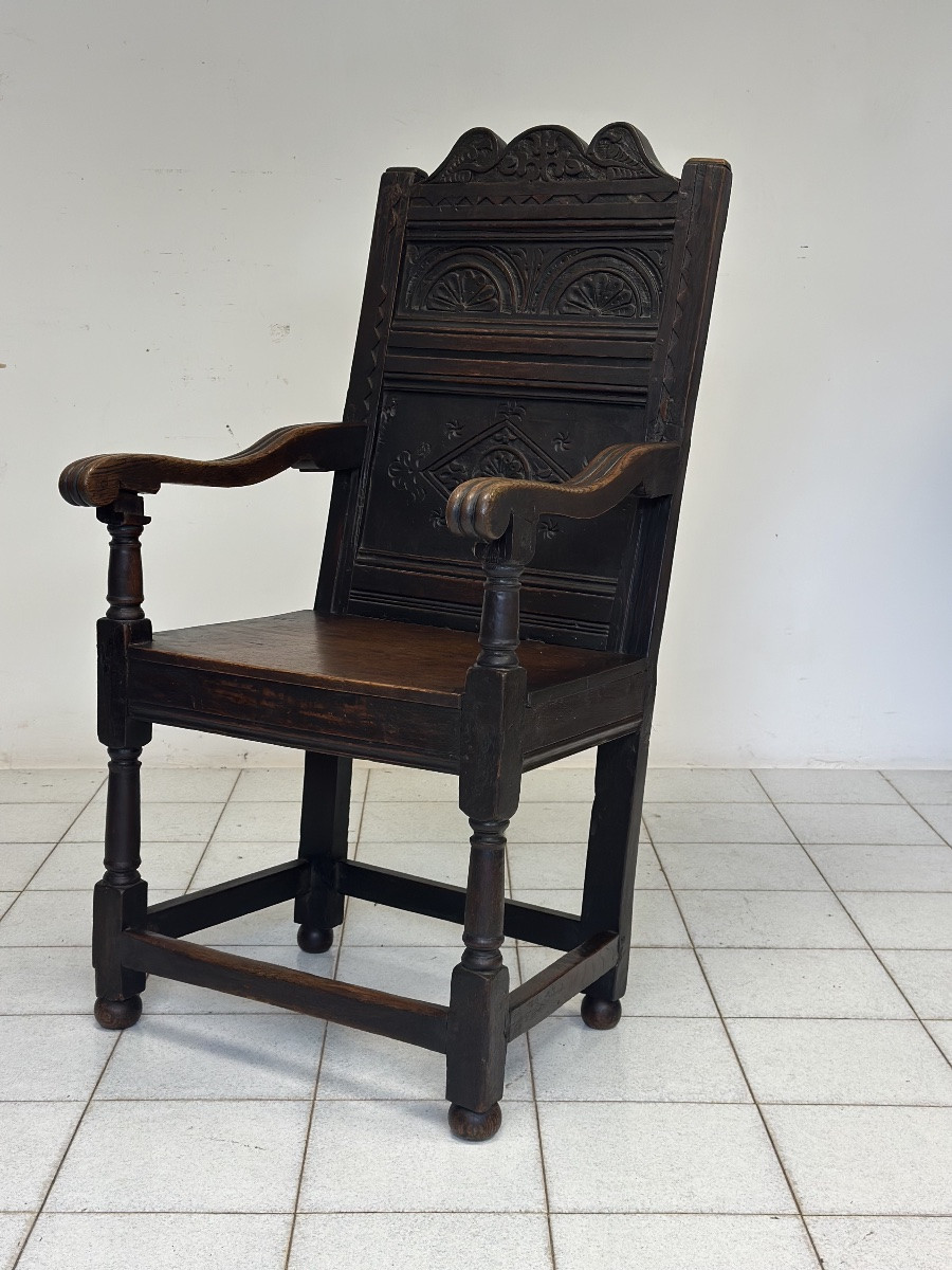 Fauteuil jacobéen. Royaume-Uni, XVIIIe siècle.-photo-4