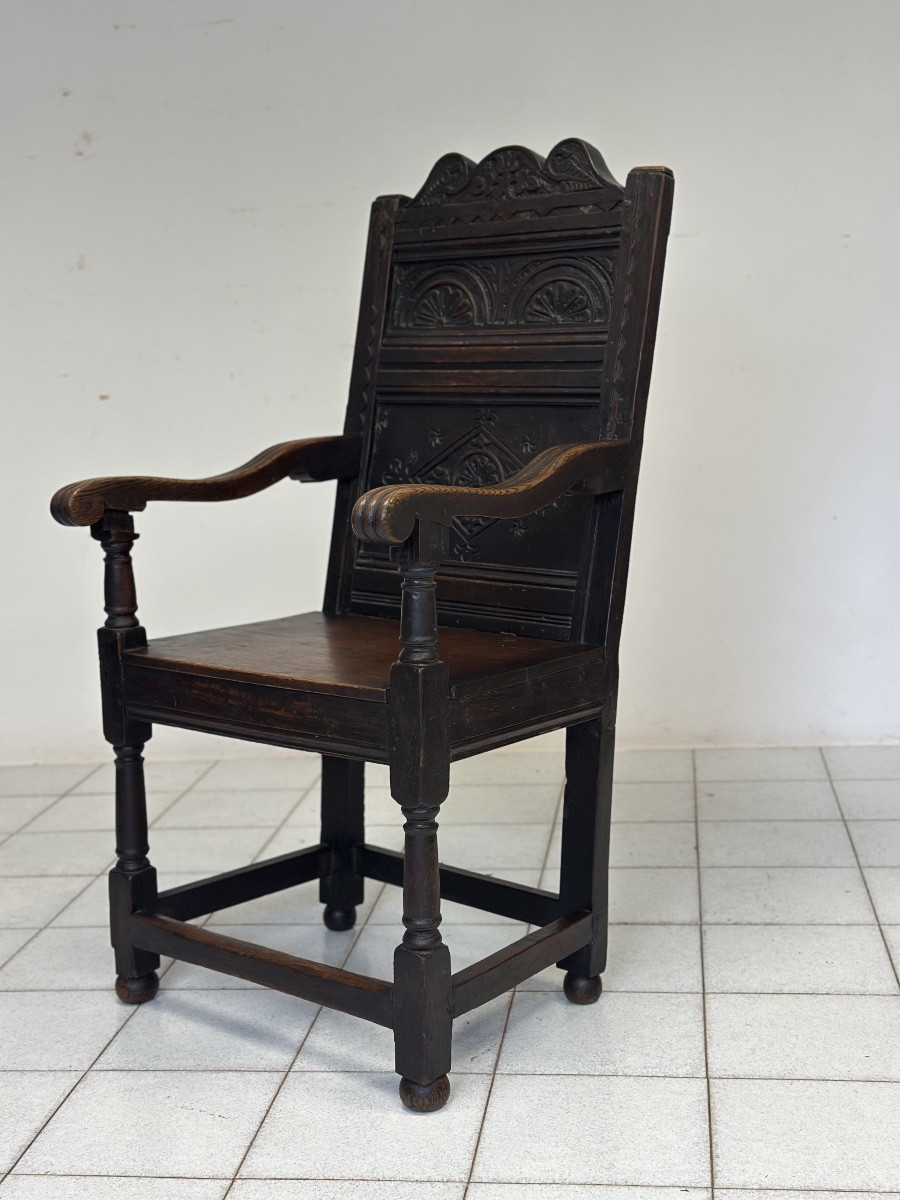 Fauteuil jacobéen. Royaume-Uni, XVIIIe siècle.-photo-4