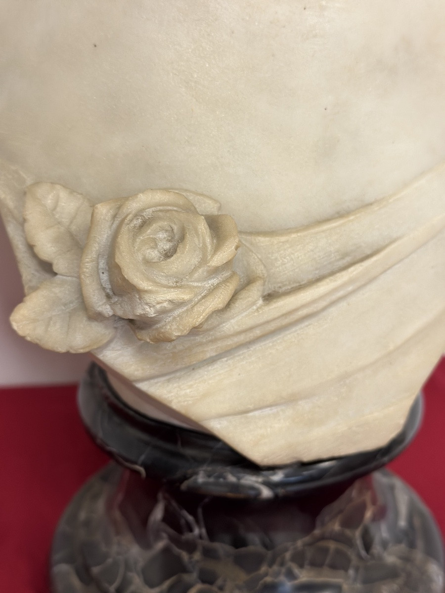 Buste en marbre de Carrare. Le beau florentin Emilio Fiaschi, 1858. 1941.-photo-2