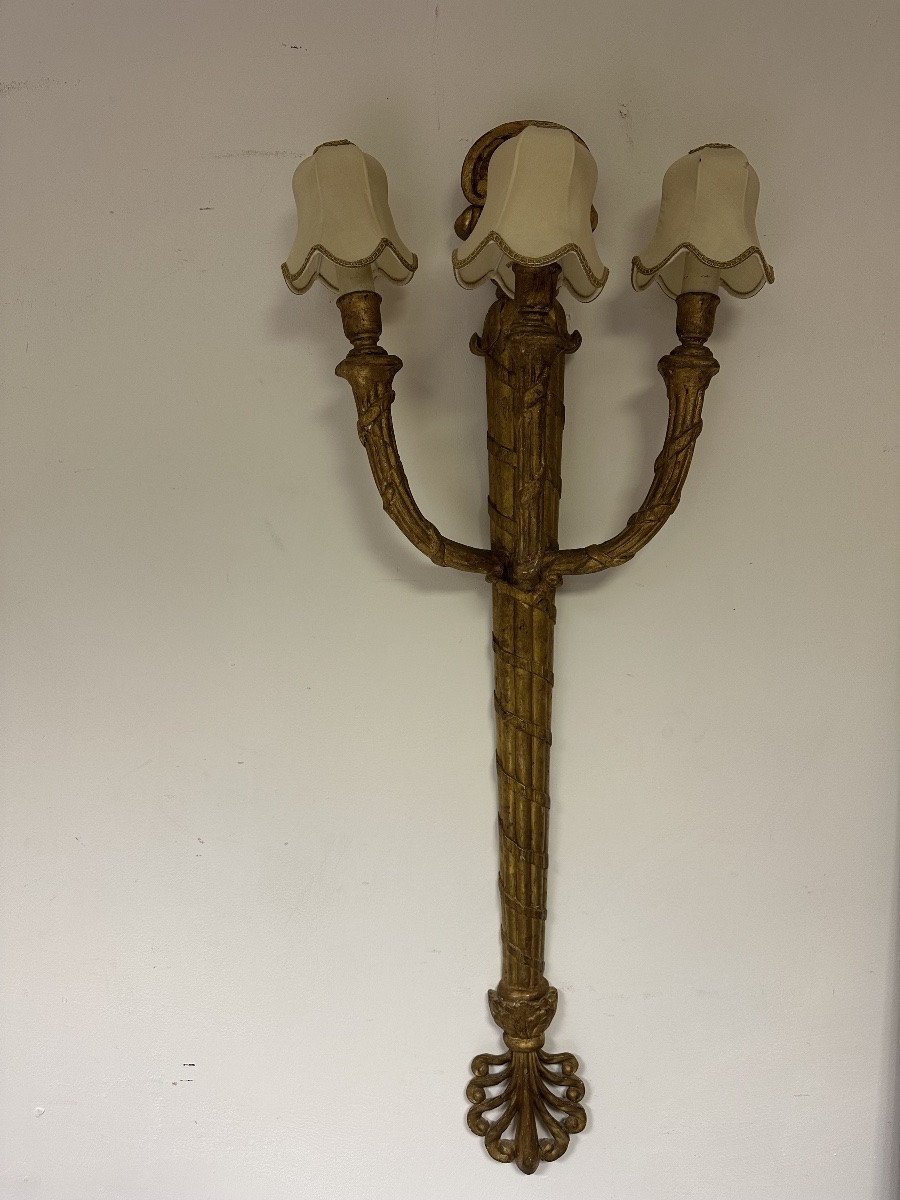 Grande applique murale Louis XVI en bois sculpté et doré-photo-8
