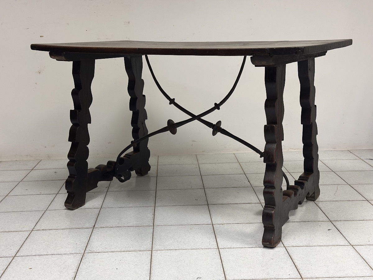 Louis XIV Walnut Refectory Table. Lombardy, 1600s Era-photo-7