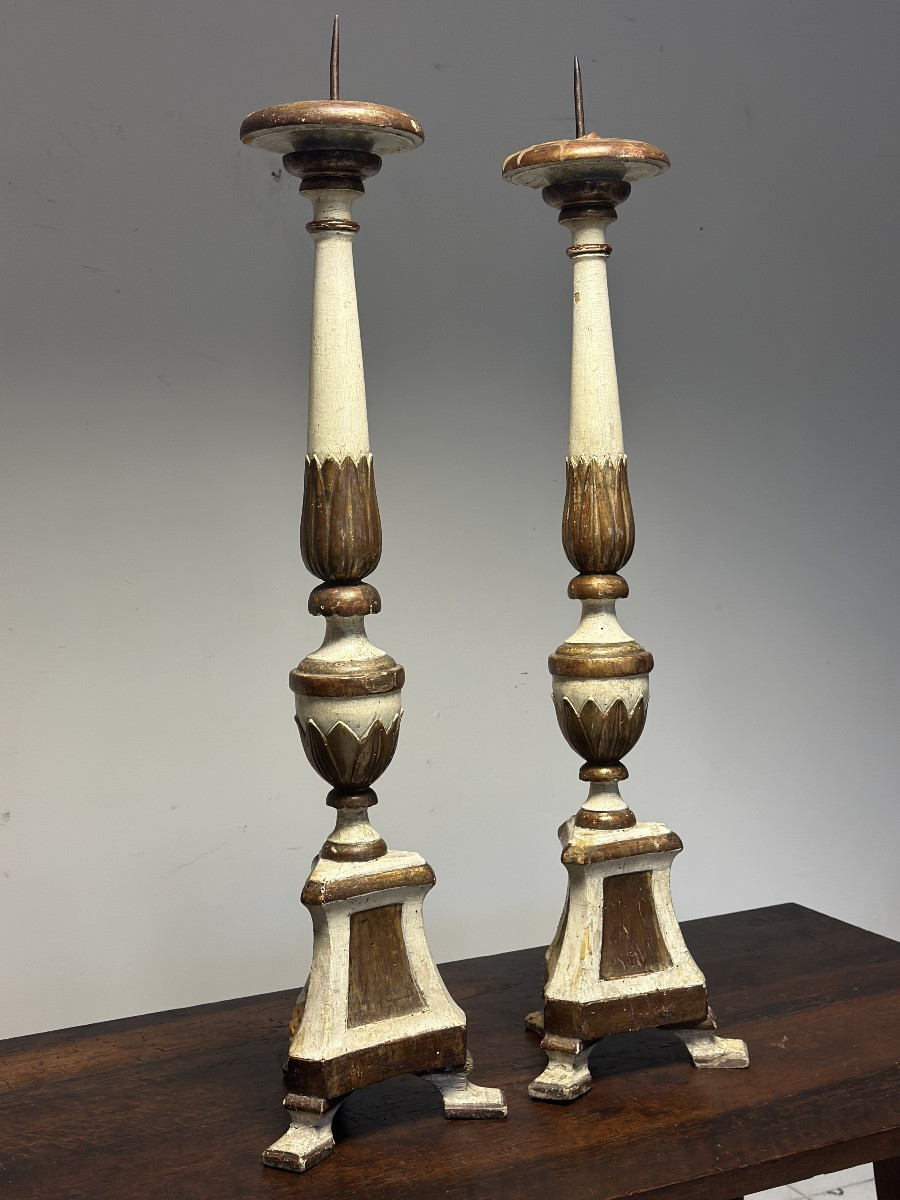 Pair Of Lacquered And Gilded Candlesticks. Made In The Late 17th Century. H 80 Cm.-photo-6