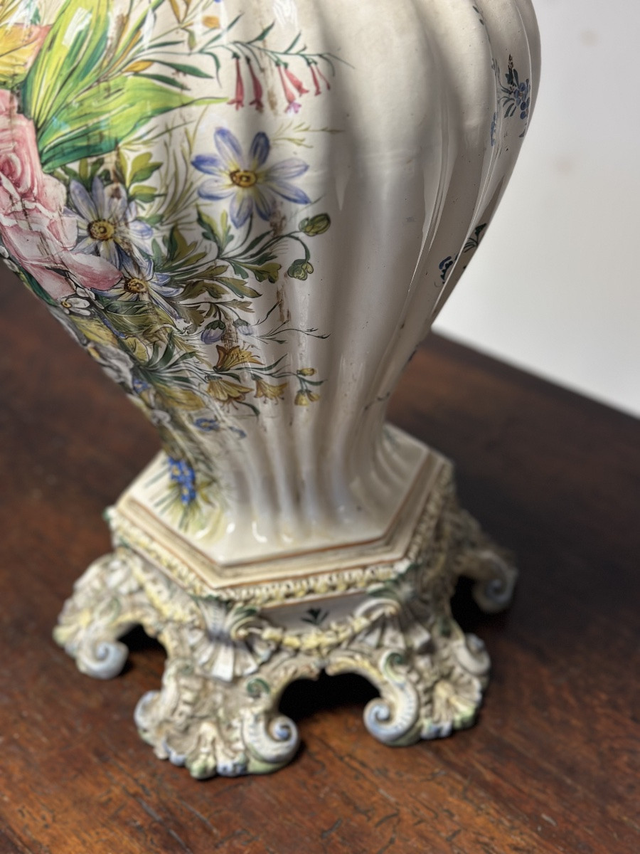 Vase en faïence peinte. Bassano, début du XXe siècle.-photo-4