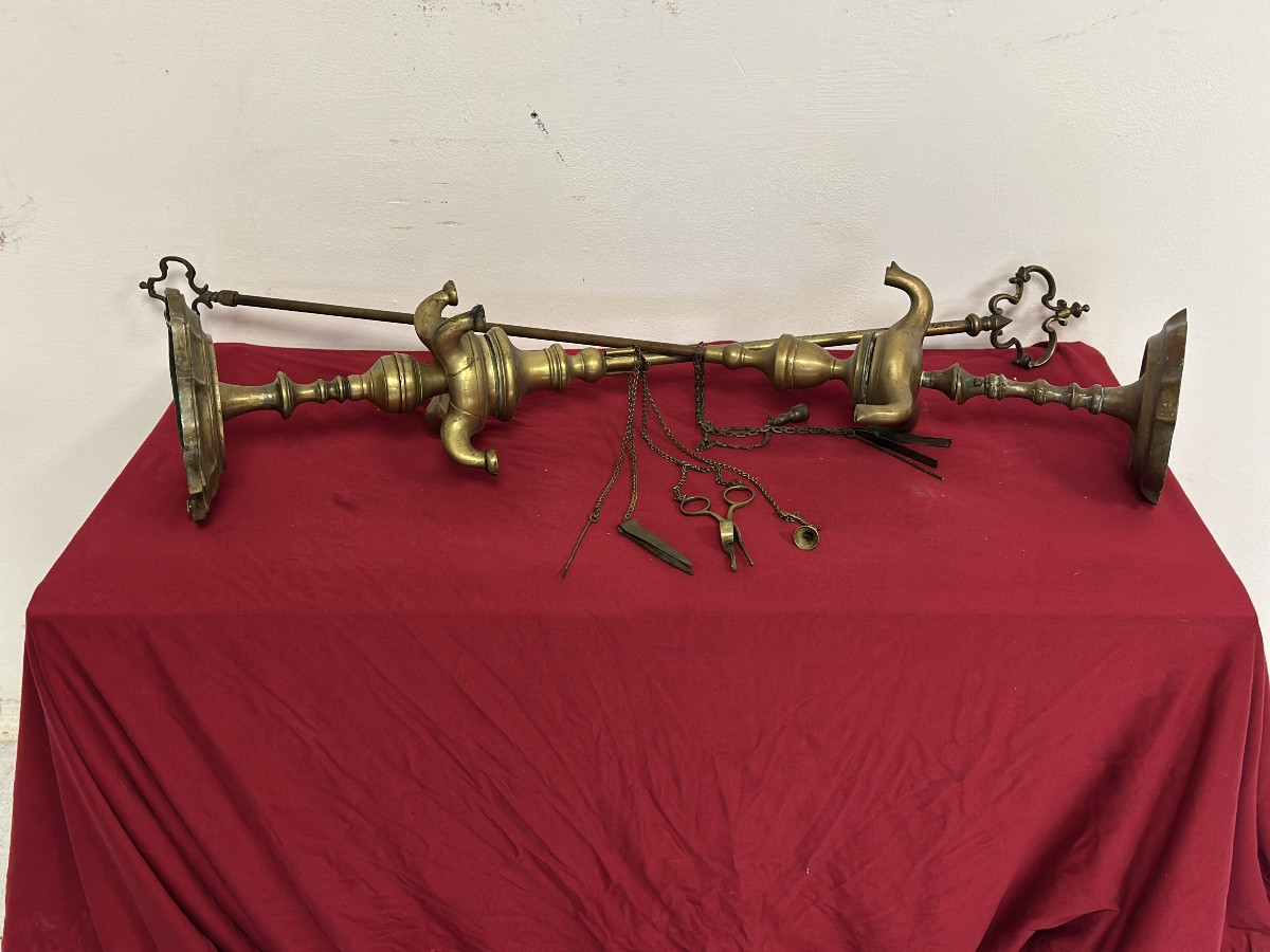 Pair Of Florentine Bronze Oil Lamps From The First Half Of The 18th Century-photo-1