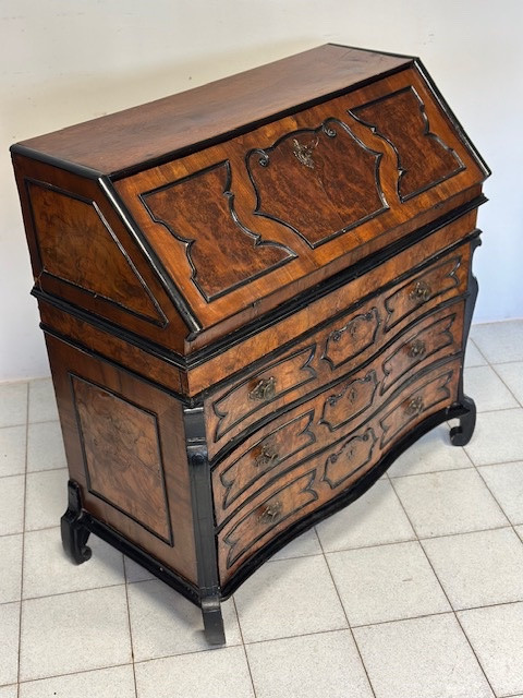 Lombard Louis XV Chest Of Drawers. Milan, Early 18th Century.-photo-3