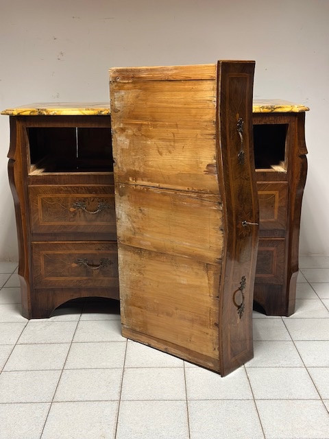 Commode Louis XV. Naples, début du XVIIIe siècle.-photo-5