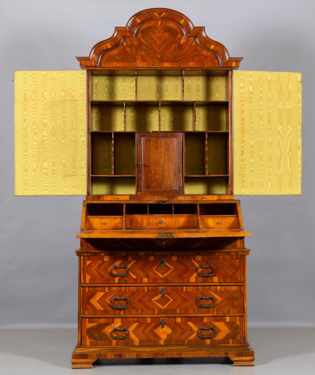 Trumeau plaqué de caroube. Venise, Louis XIV, début du XVIIIe siècle-photo-3