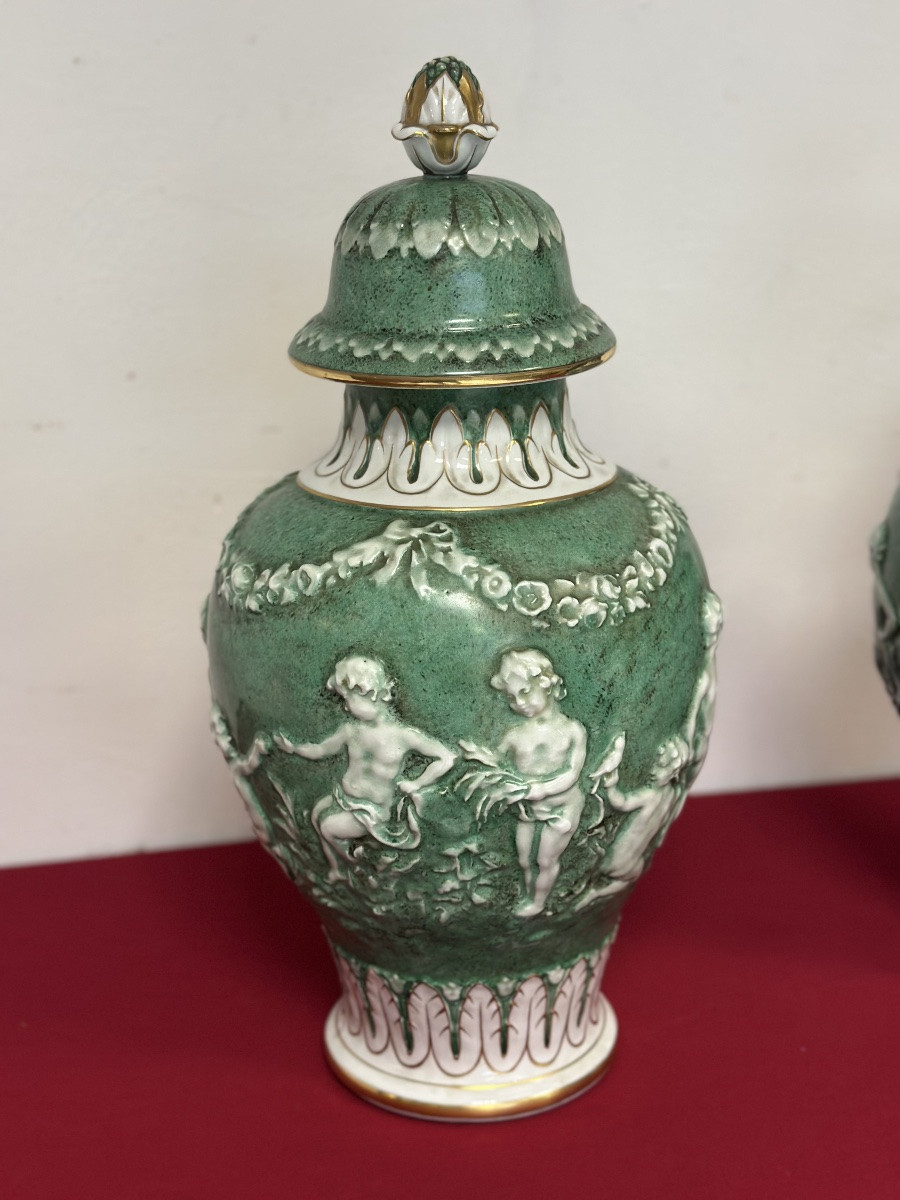 Pair Of Porcelain Vases With Lids. Capodimonte, Early 20th Century-photo-4