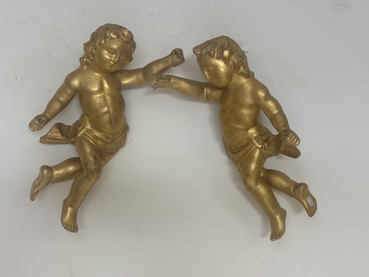 Pair Of Gilded Wooden Angels. Lombardy, Early 18th Century-photo-1