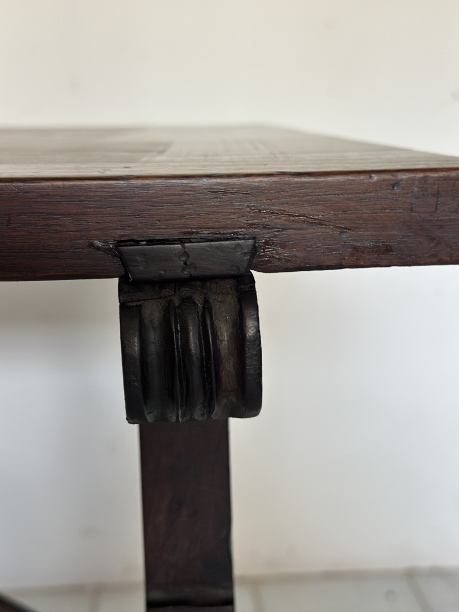 Walnut Side Table. Spain, 17th Century-photo-6