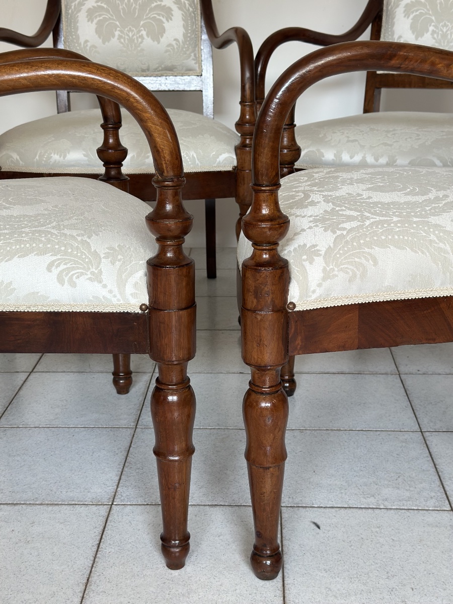 Ensemble de cinq fauteuils lombards d'époque Charles X en noyer. Première moitié du XIXe siècle-photo-2