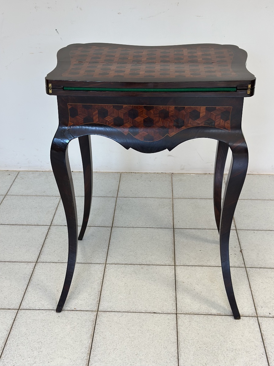 Petite table de jeu d'époque Charles X, en placage et marqueterie de bois divers ; XIXe siècle,-photo-5
