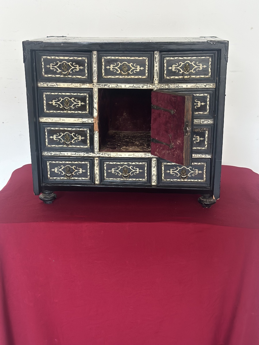 Cabinet de table, Italie du Centre-Nord. XVIIe siècle.-photo-6