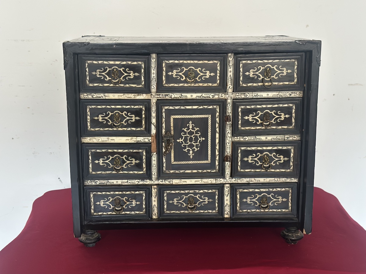 Cabinet de table, Italie du Centre-Nord. XVIIe siècle.-photo-8