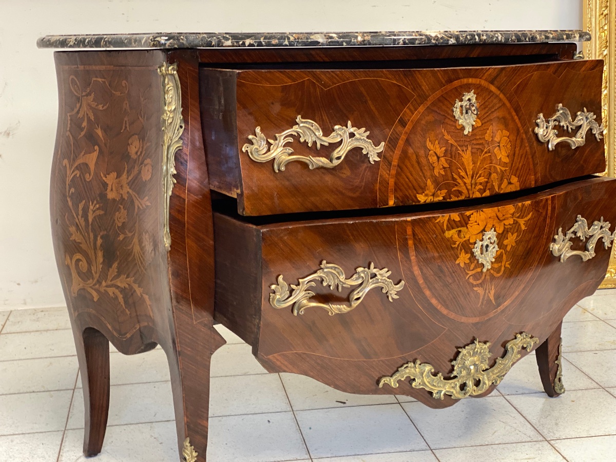 Commode galbée (façade et côtés) d'époque Napoléon III (XIXe siècle), restaurée.-photo-4