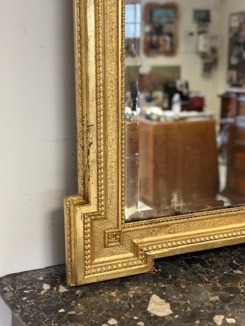 Miroir en bois sculpté et doré. Lombardie, XIXe siècle. Restauré. 142 x 88-photo-3