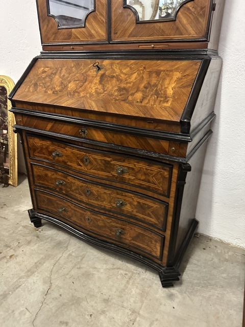 Lombard Louis XV Trumeau. Milan, Early 18th Century-photo-3