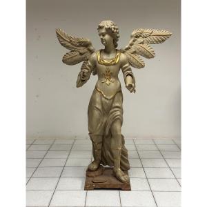 Winged Angel In Carved And Gilded Wood. Siena, 18th Century. H 136 Cm.