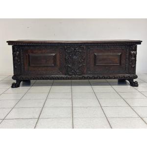 Coffre noble de style Renaissance lombarde, provenant de la ville de Bergame, début du XVIIe si