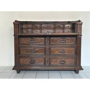 Canterano With Walnut Inlay. Tuscan Louis XIV 600