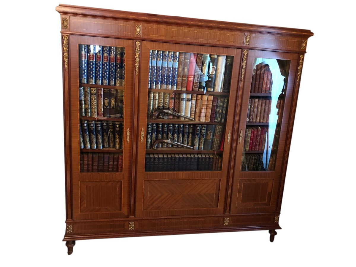 Louis XVI Style Bookcase With 3 Doors.