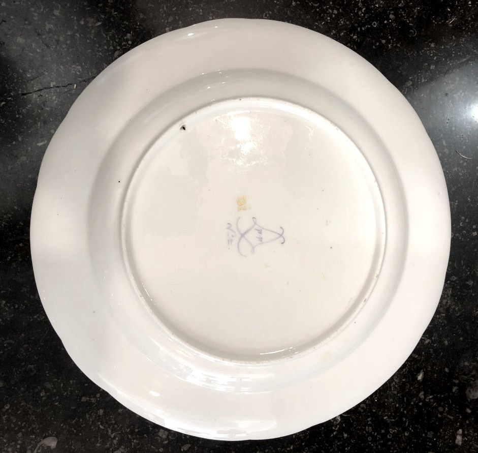 Late 18th-century Sèvres Plate With A Rose Design-photo-4