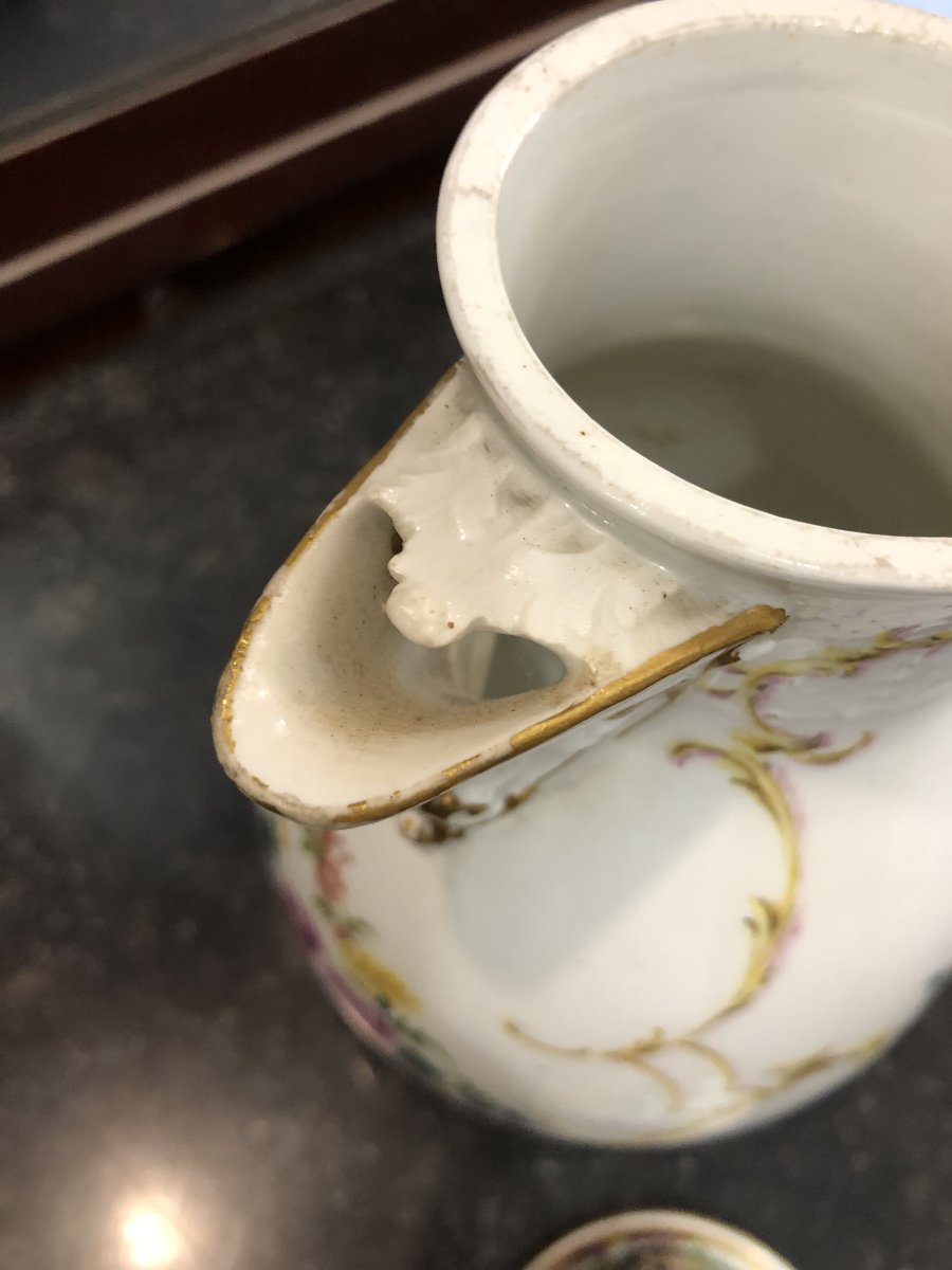 Cafetière porcelaine Meissen fin 18ème siècle (fèle au pied)-photo-1