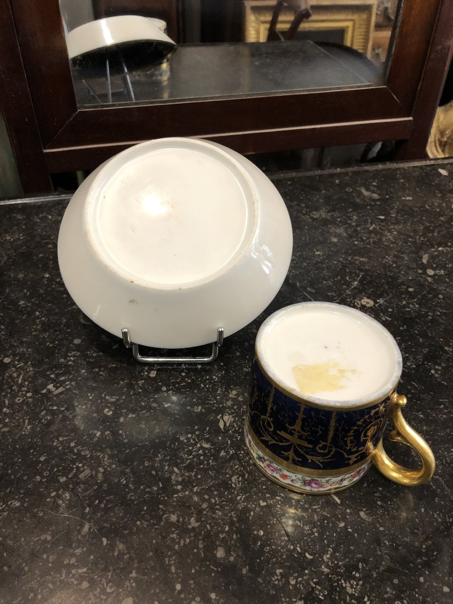 Tasse litron en porcelaine de Paris 19eme siècle-photo-1
