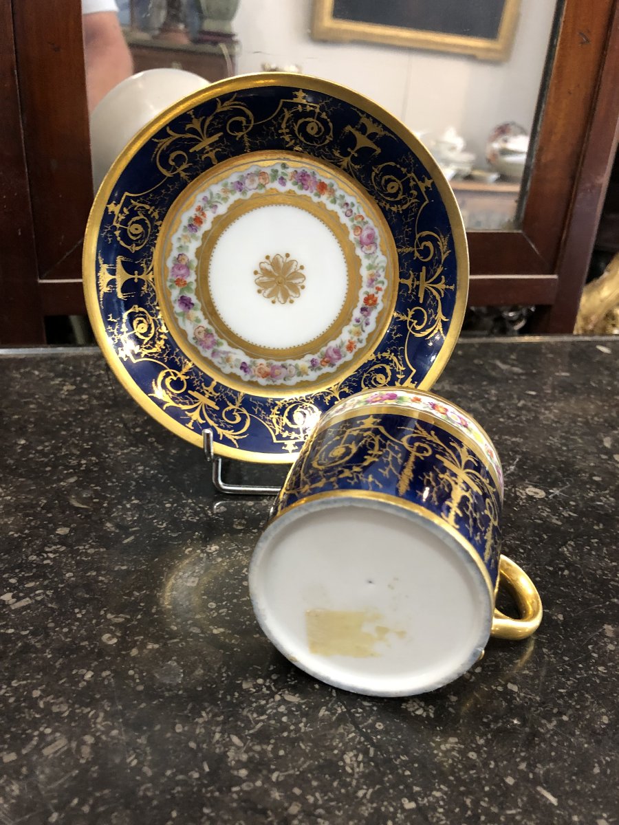 Tasse litron en porcelaine de Paris 19eme siècle-photo-2
