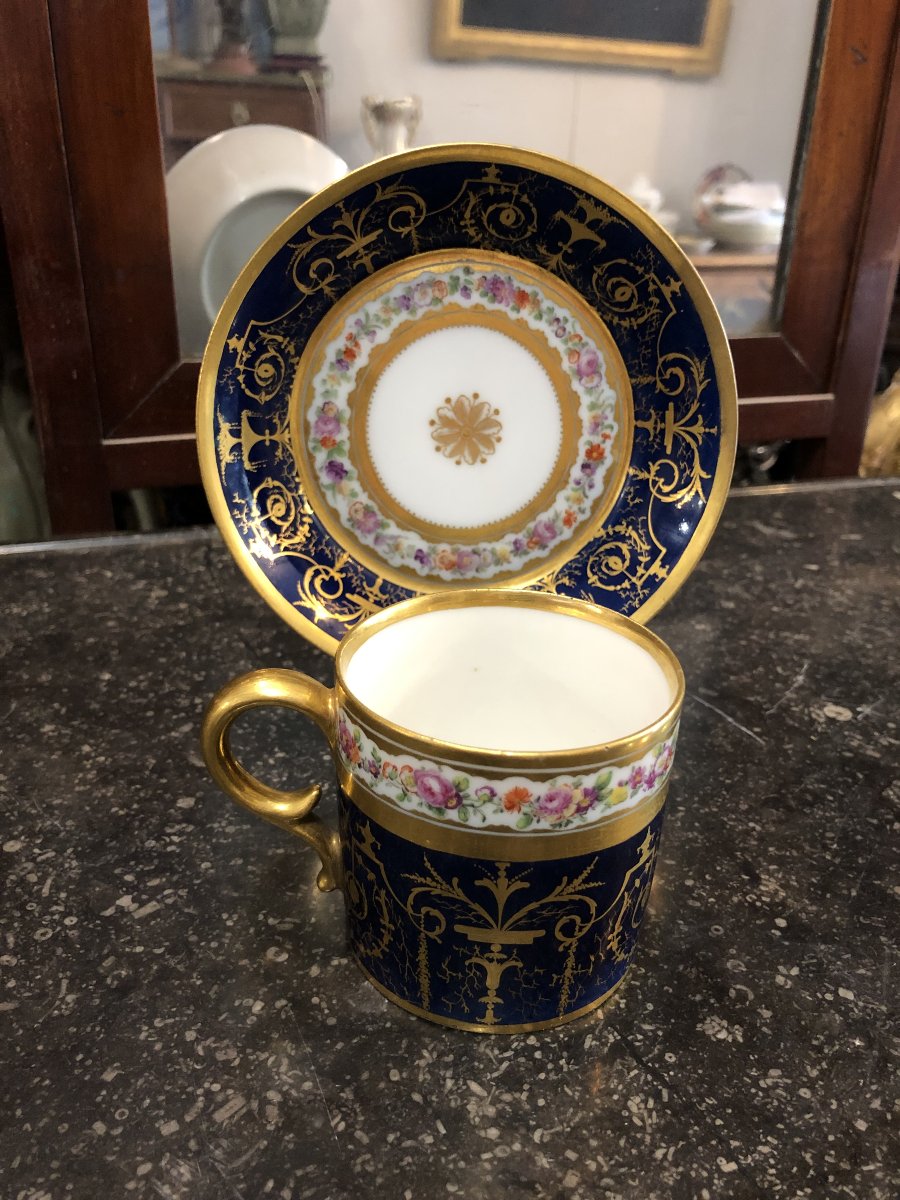 Tasse litron en porcelaine de Paris 19eme siècle-photo-3