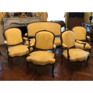 Louis XV Style Living Room (4 Convertible Seats, 1 Bench Seat)