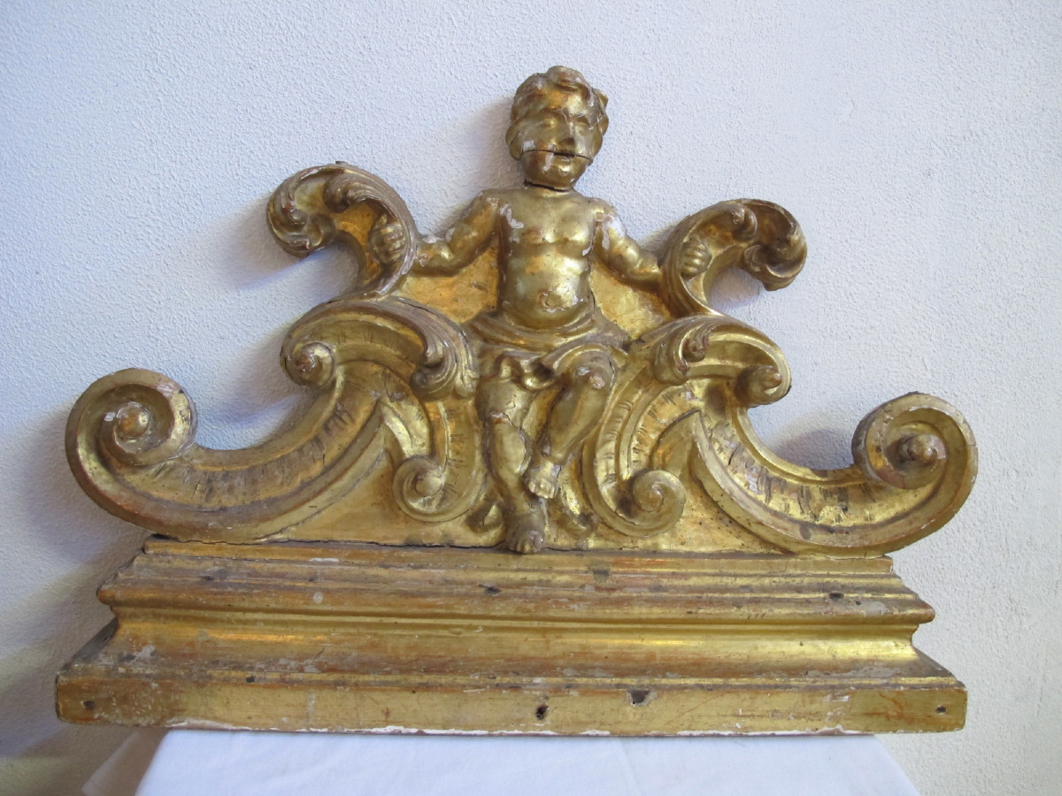18th-century Woodwork Element