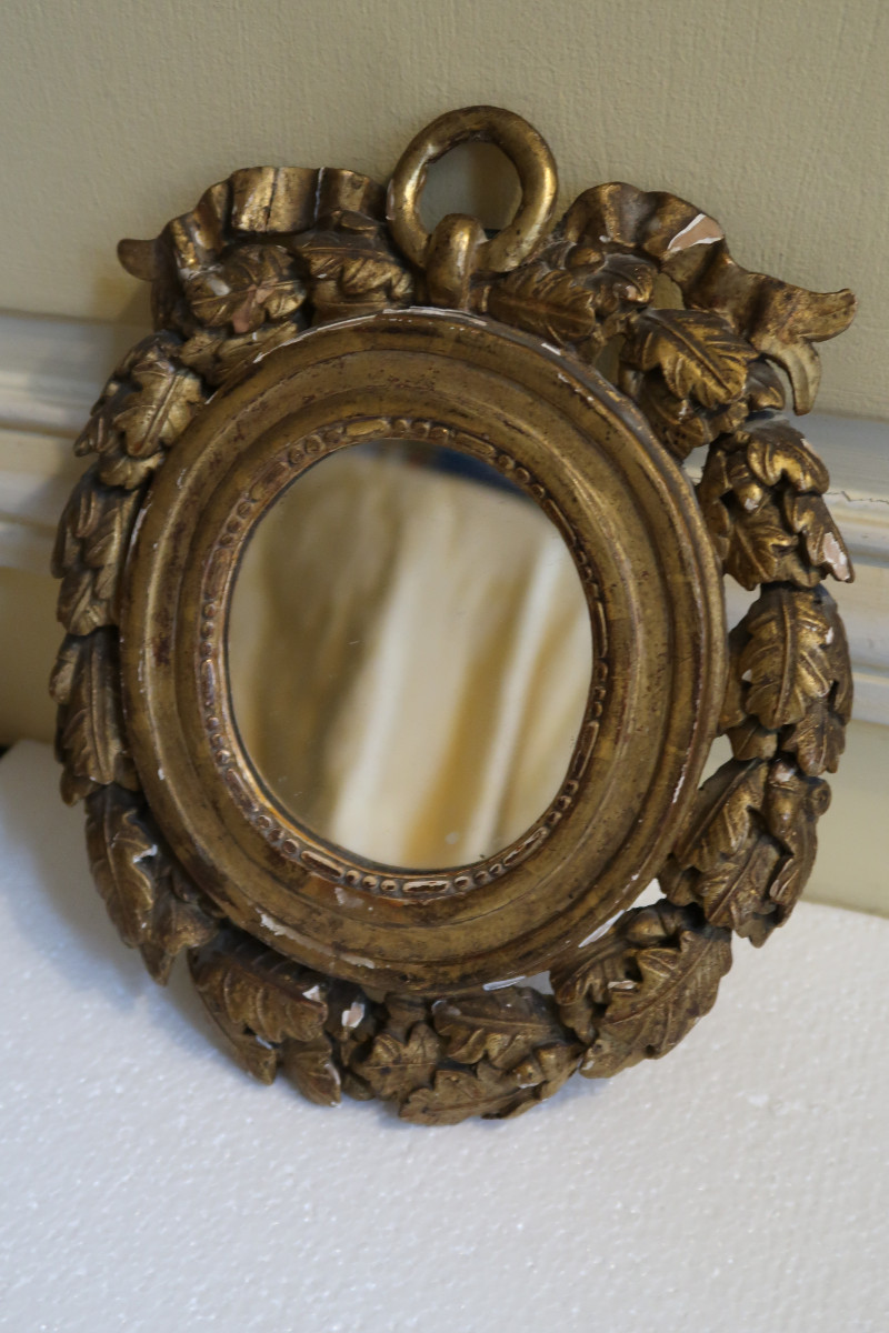 Cadre en bois doré  XVIII