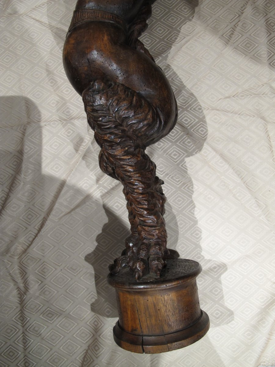 Walnut Caryatid 18th Century-photo-7