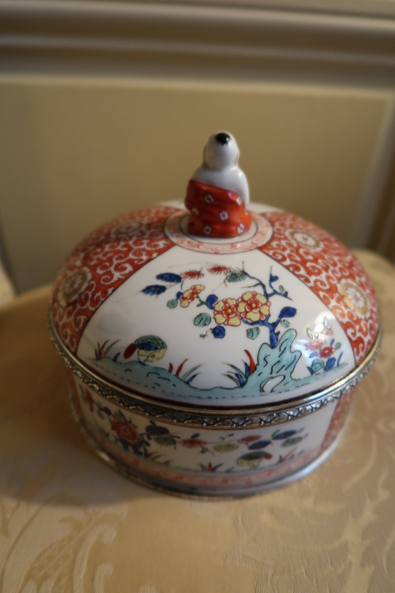 Porcelain Bonbonnière With Japanese Decoration-photo-4