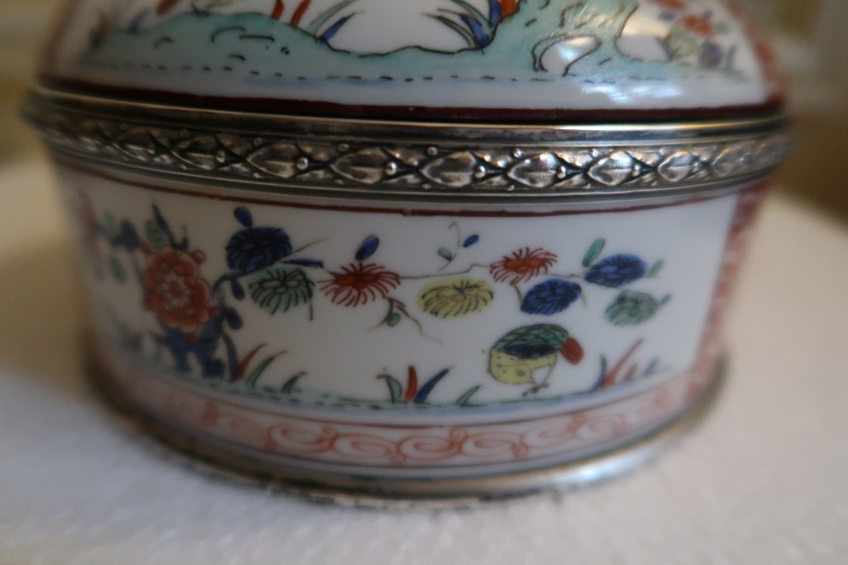 Porcelain Bonbonnière With Japanese Decoration-photo-4