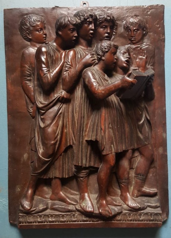 Le chant, bas relief d'après Luca della Robia, plâtre recouvert d'une feuille de cuivre