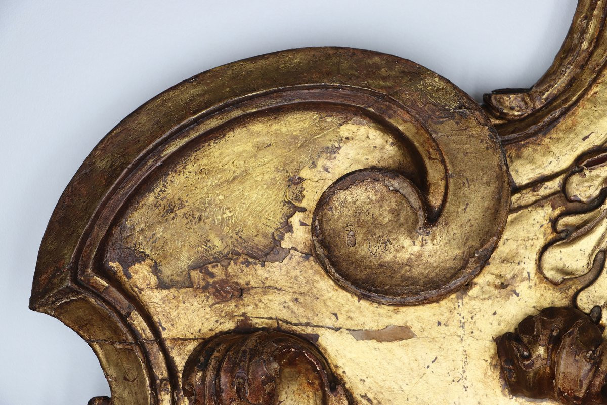 Grand chérubin antique portugais en bois, ange baroque à feuilles d’or, XVIIIᵉ siècle-photo-3