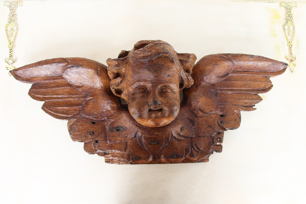 Portuguese Antique Wooden Cherub, Baroque Angel, 18th Century, Sacred Sculpture