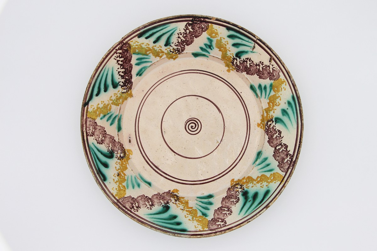 19th Century Spongeware Earthenware Portuguese Large Dairy Bowl
