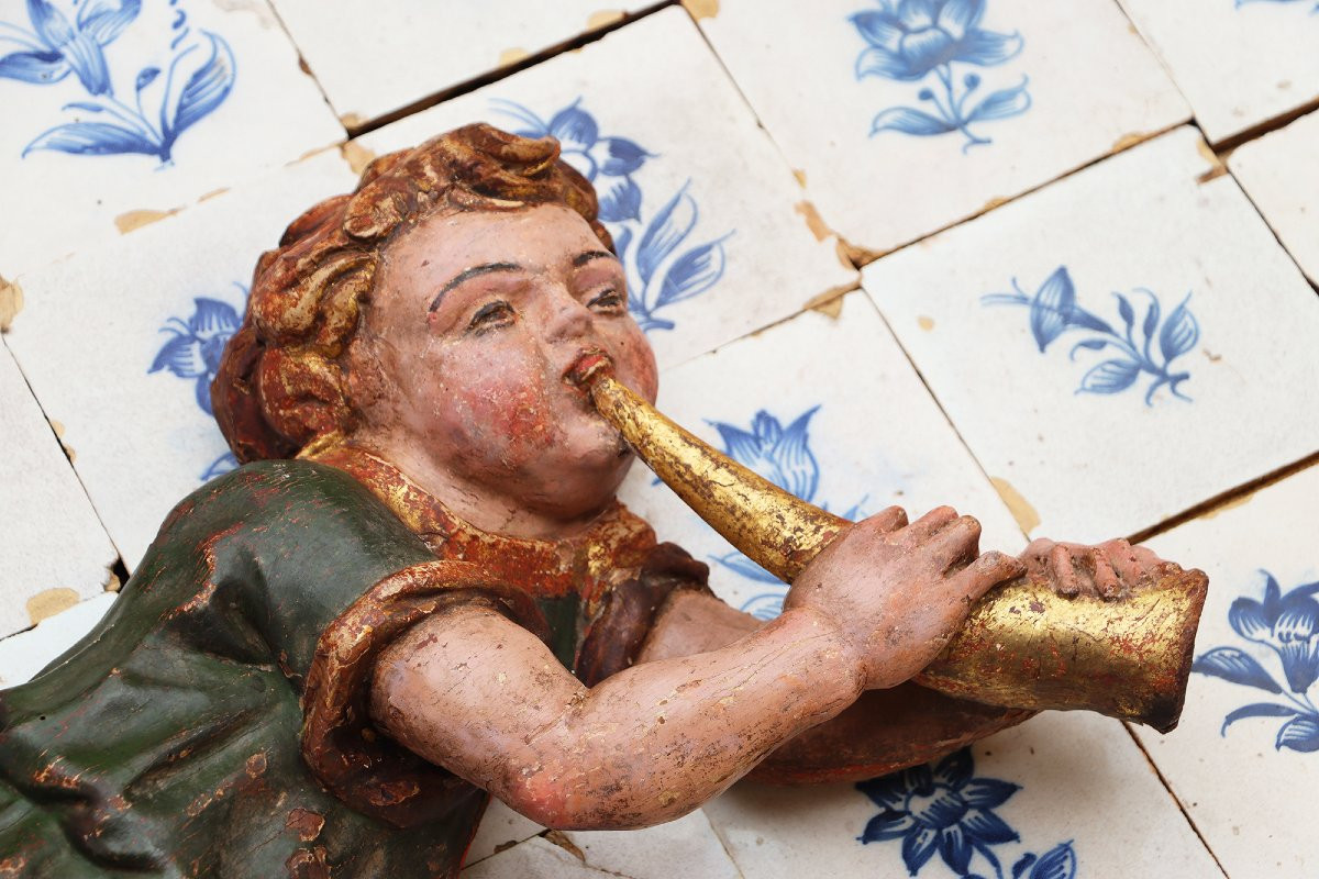 Cherub Musician Playing A Golden Bugle, 18th Century, Portuguese-photo-4