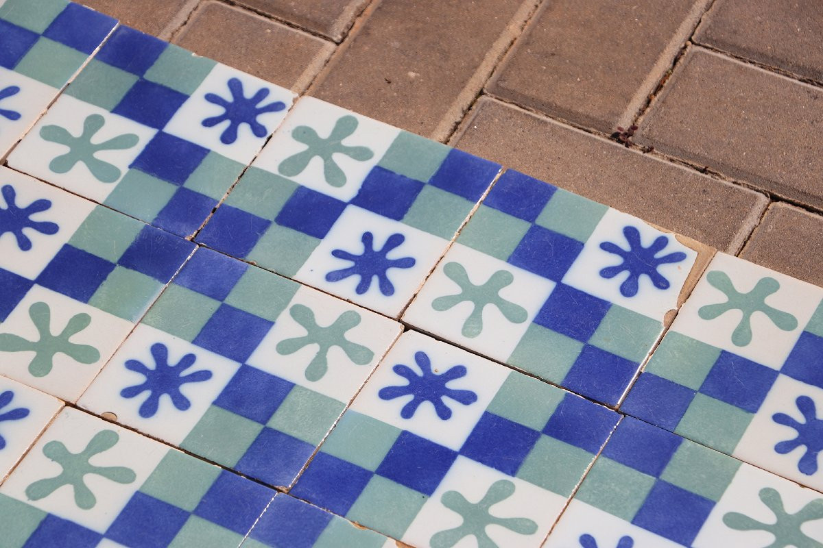 1900s Set Of Sixty Antique Tiles, Green, Dark Blue And White, Portuguese-photo-3