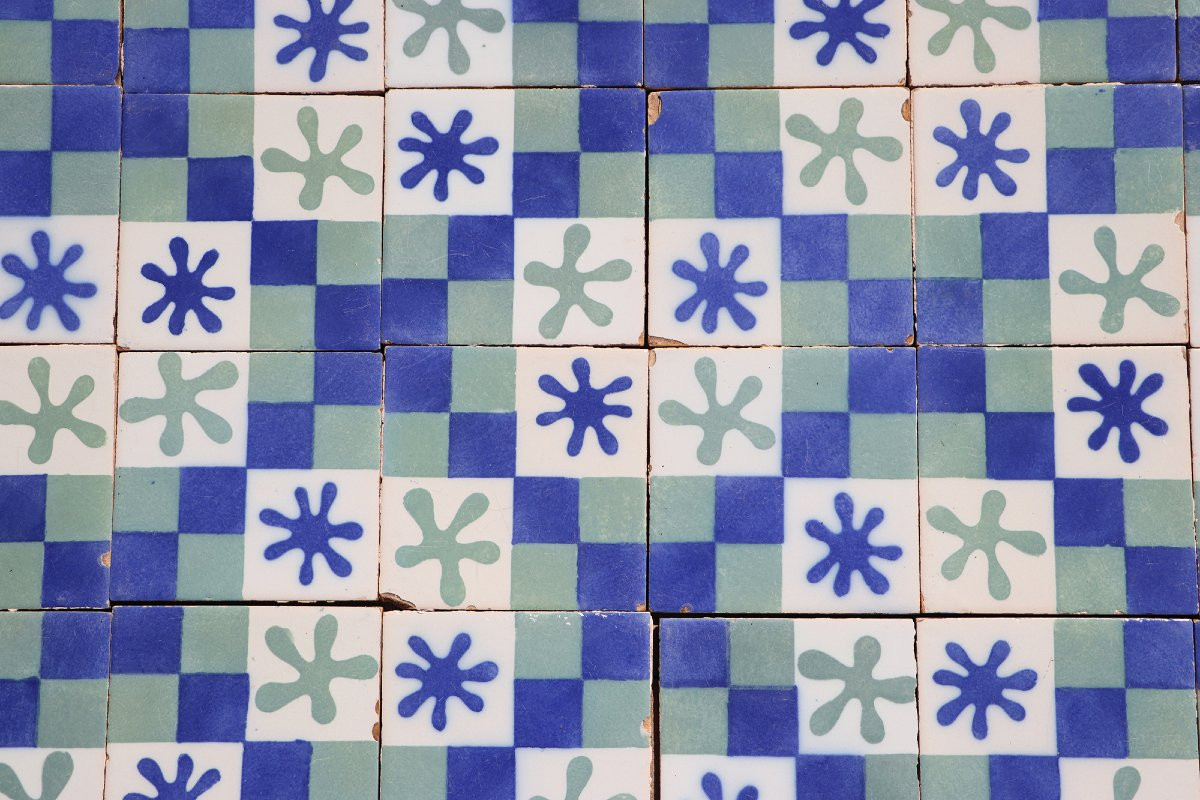1900s Set Of Sixty Antique Tiles, Green, Dark Blue And White, Portuguese-photo-7