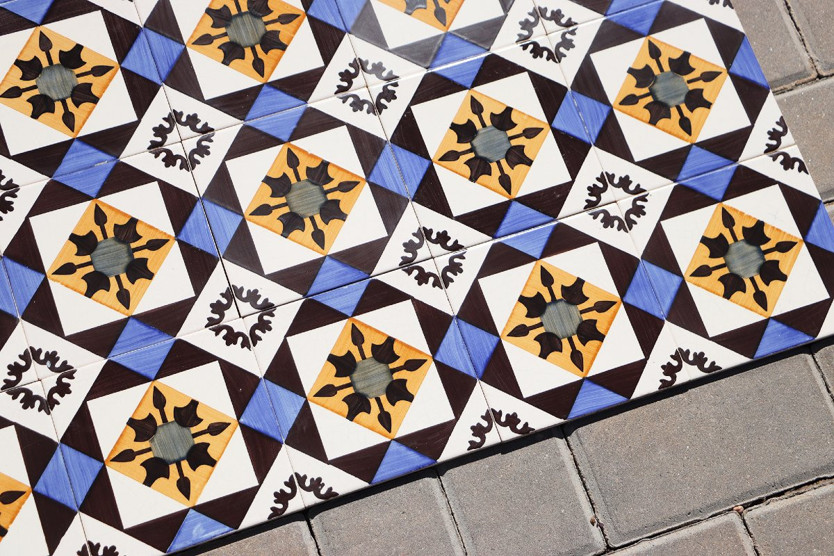 1940s Set Of Thirty One Vintage Geometric Tiles, Portuguese-photo-4