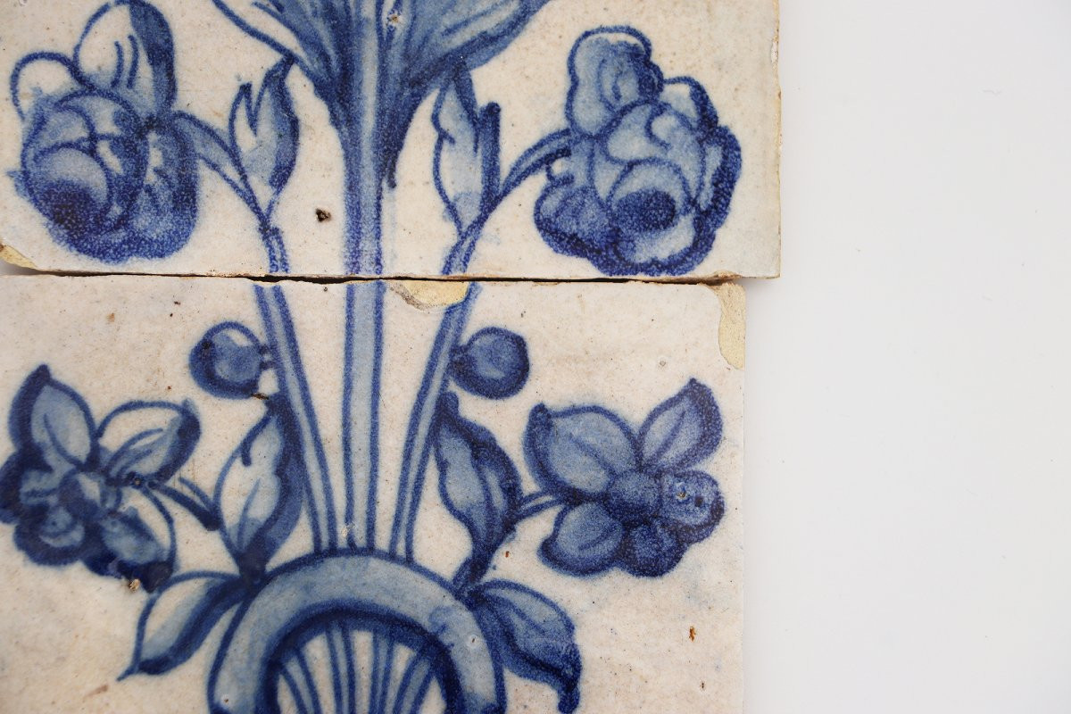 18th Century Baroque Set Of Three Tiles Depicting A Flower Vase-photo-4