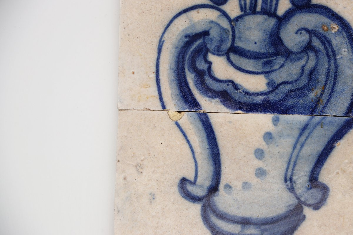 18th Century Baroque Set Of Three Tiles Depicting A Flower Vase-photo-3