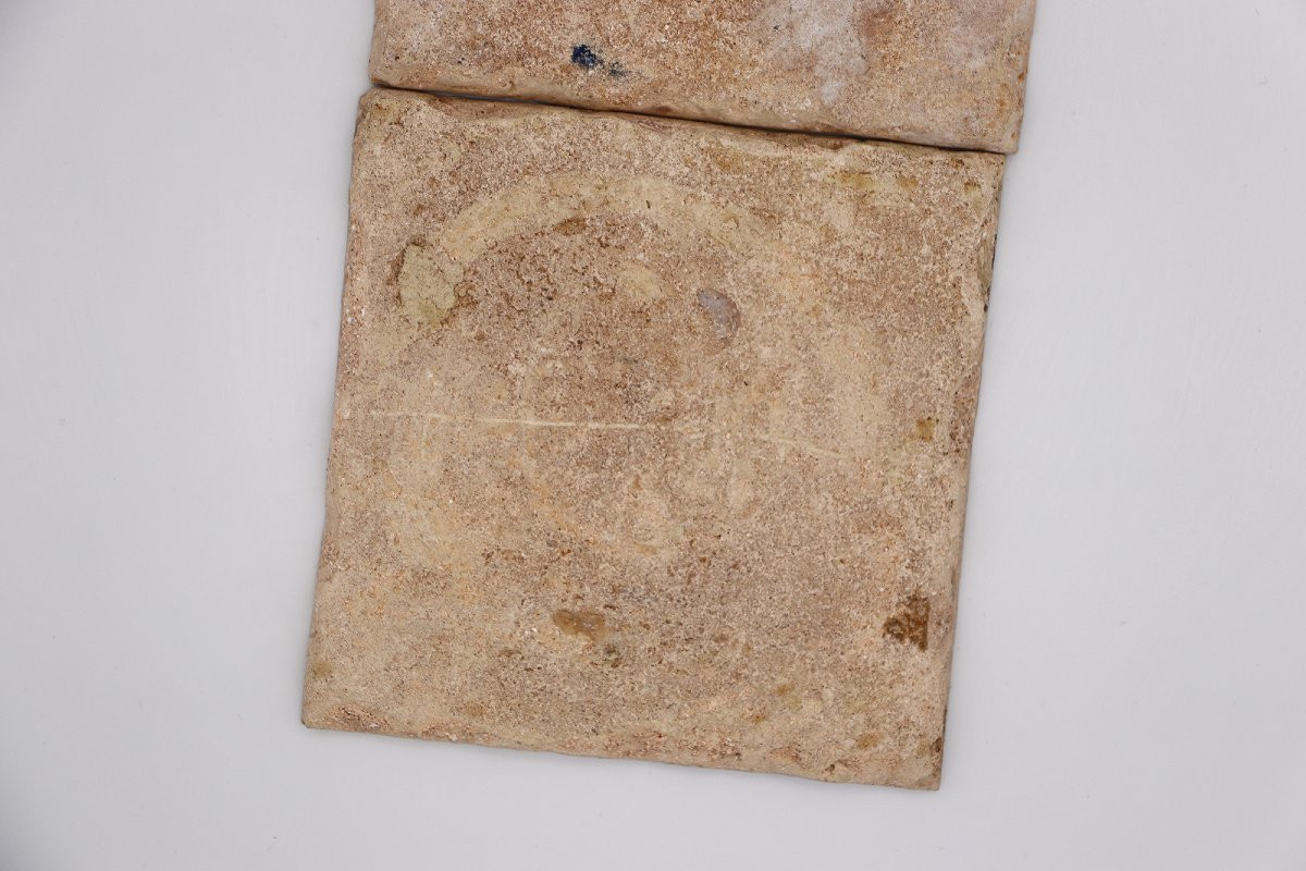 18th Century Baroque Set Of Three Tiles Depicting A Flower Vase-photo-7